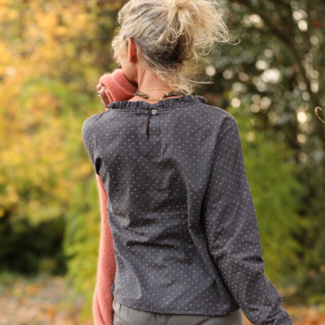 Quintessence - Blouse Janelle – Voile de coton gris plumetis rose