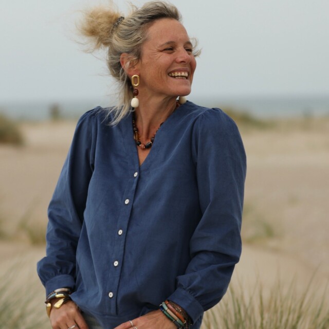 Quintessence - Blouse Léocadie - velours milleraies bleu océan