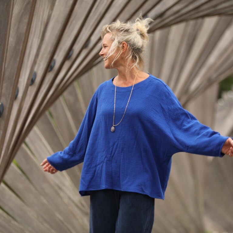 blouse naomie double gaze de coton bleu majorelle 8898108 Quintessence - Blouse Naomie - double gaze de coton bleu majorelle