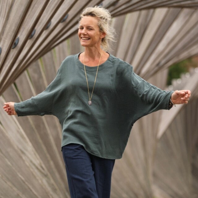 Quintessence - Blouse Naomie - double gaze de coton vert cactus