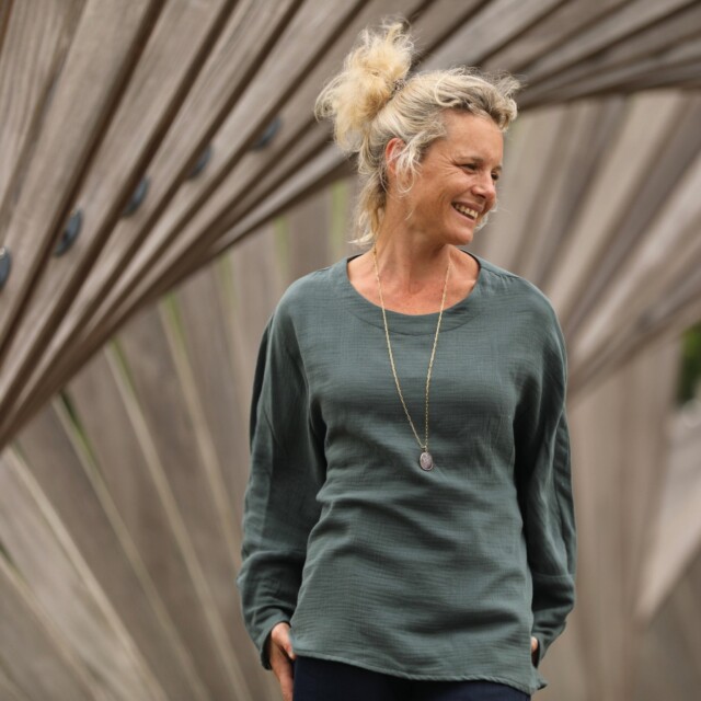 Quintessence - Blouse Naomie - double gaze de coton vert cactus
