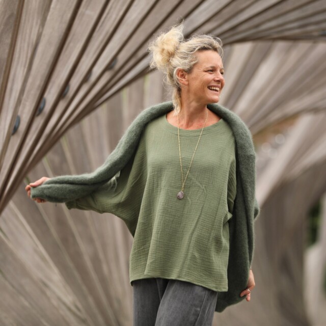Quintessence - Blouse Naomie - double gaze de coton vert orthie