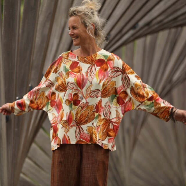 Quintessence - Blouse Naomie -  satin de coton poésie d’automne