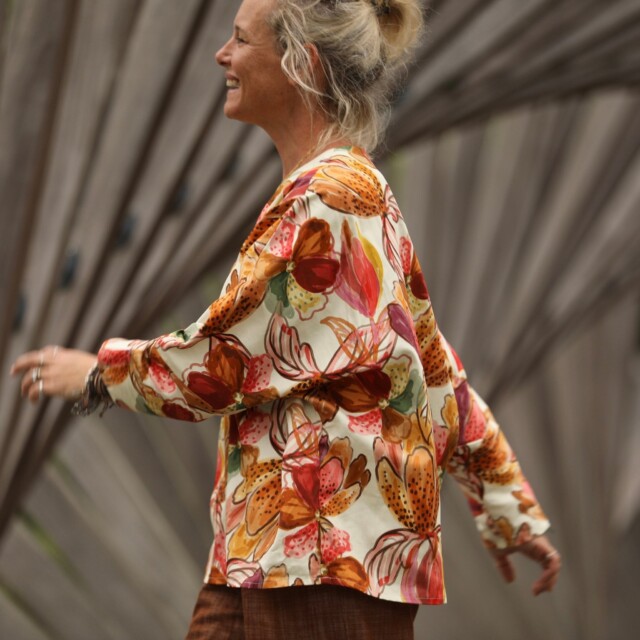 Quintessence - Blouse Naomie -  satin de coton poésie d’automne