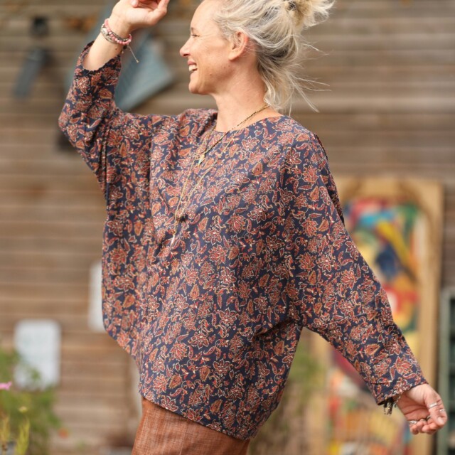 Quintessence - Blouse Naomie - voile de coton Marine & Fleur de Sable