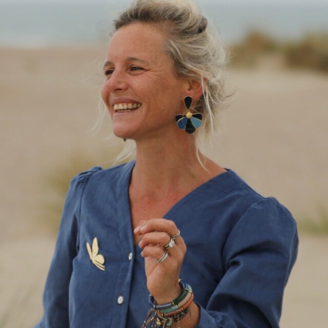 Quintessence - Broche Lysée – Dorée