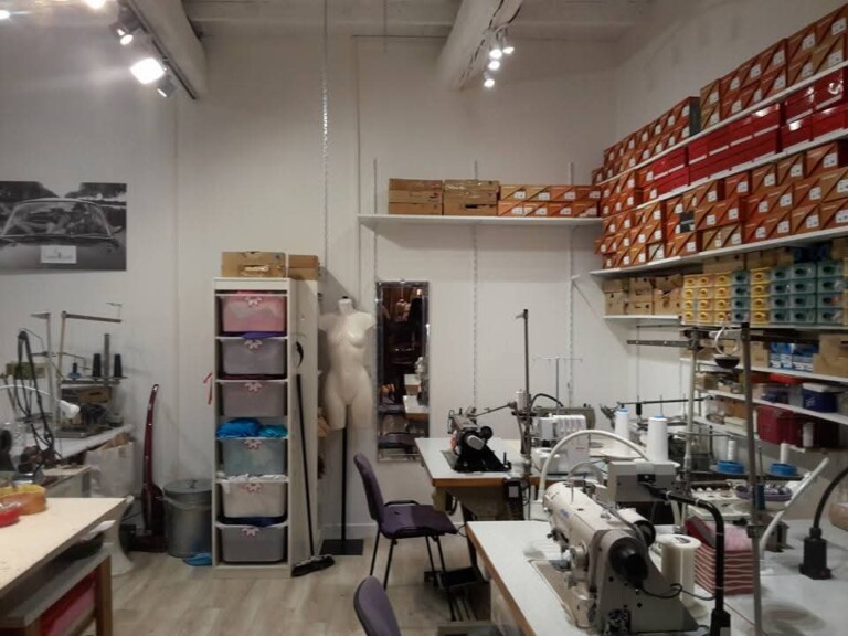 Caroline-Bouvier-Maison-de-Couture-atelier