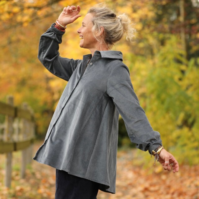 Quintessence - Chemise Caroline - Velours côtelé bleu grisé