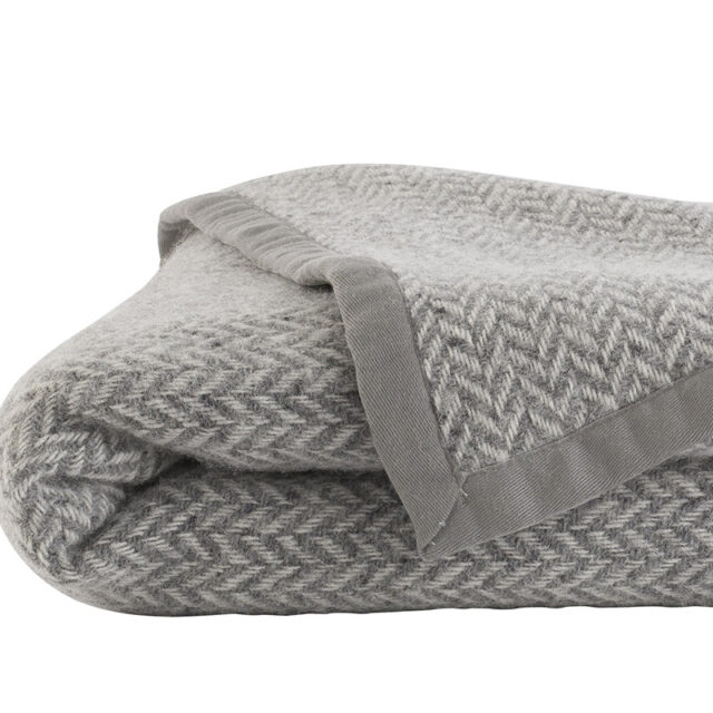 Maison Solfin - Couverture en laine d'agneau Made in France| B.Solfin