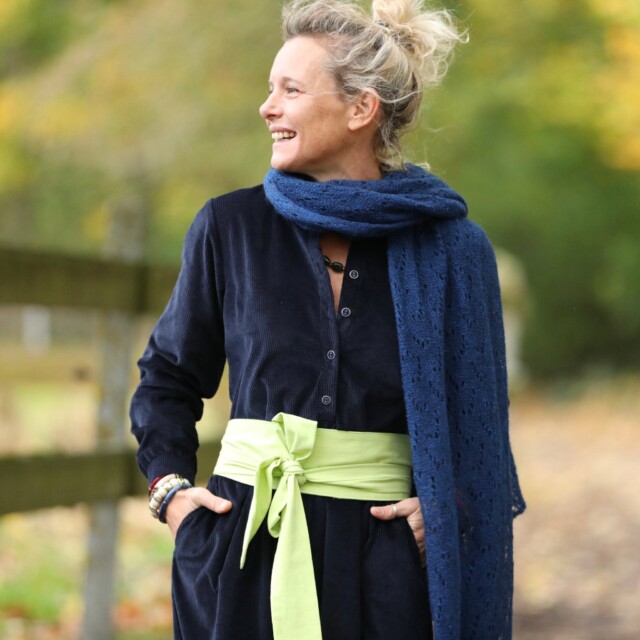 Quintessence - Écharpe Léonie bleu indigo