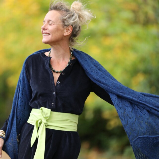 Quintessence - Écharpe Léonie bleu indigo