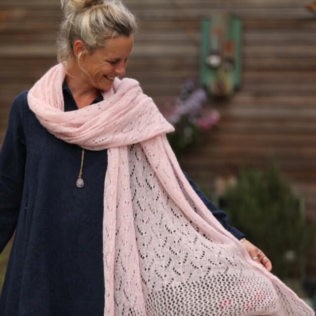 Quintessence - Écharpe Léonie rose poudré