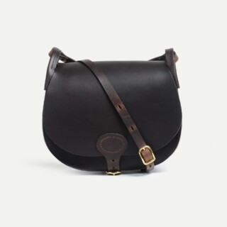 Gibecière Diane L – Marron brun par la marque Bleu de Chauffe Bleu de Chauffe - Gibecière Diane L – Marron brun