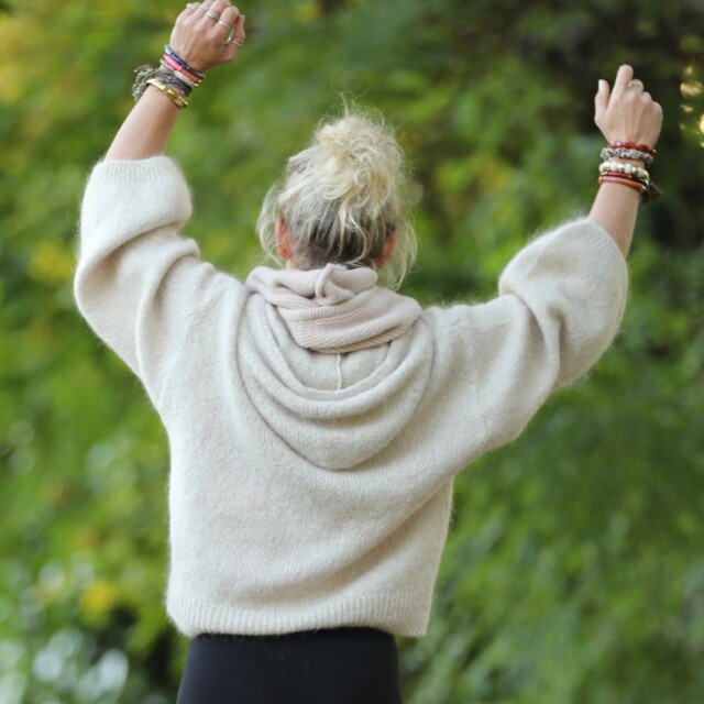Quintessence - Gilet capuche Tulia - Ficelle