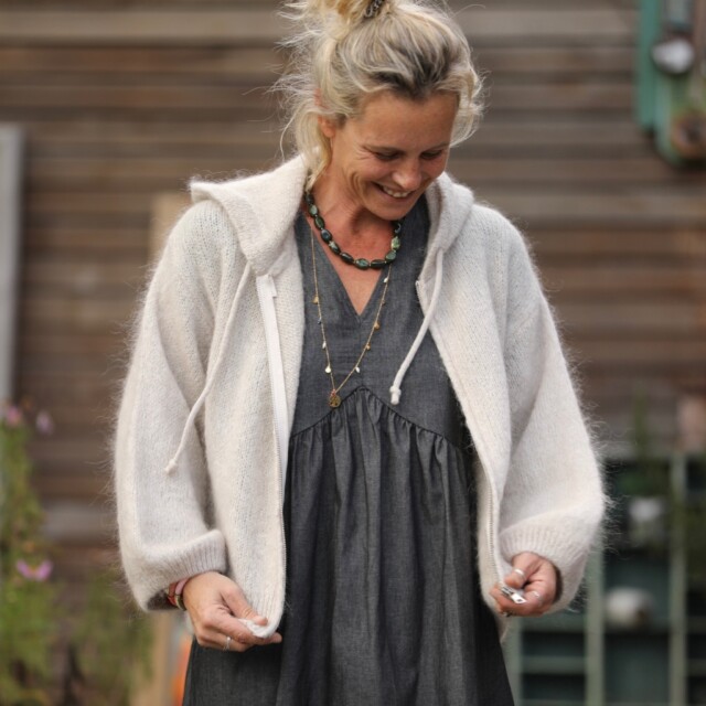 Quintessence - Gilet capuche Tulia - Ficelle