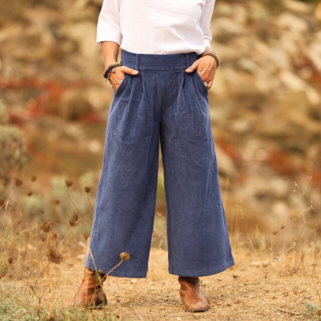 Quintessence - Jupe culotte Margot - velours côtelé bleu océan