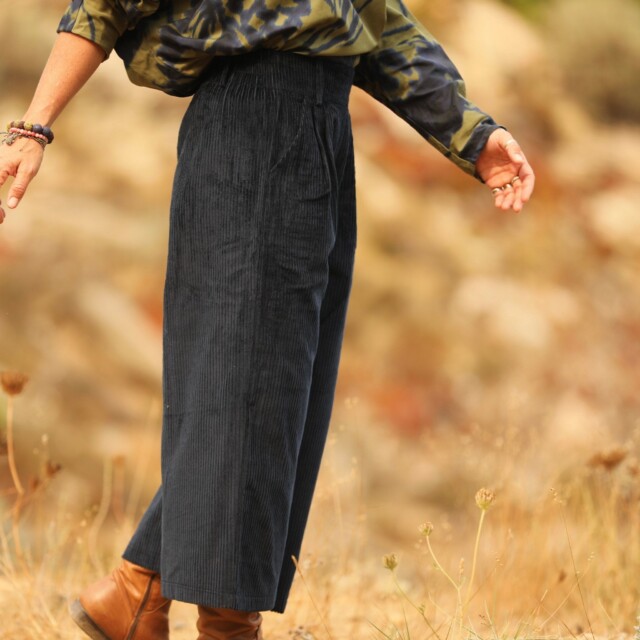 Quintessence - Jupe culotte Margot - velours côtelé marine