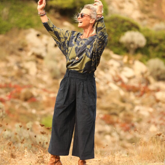 Quintessence - Jupe culotte Margot - velours côtelé marine