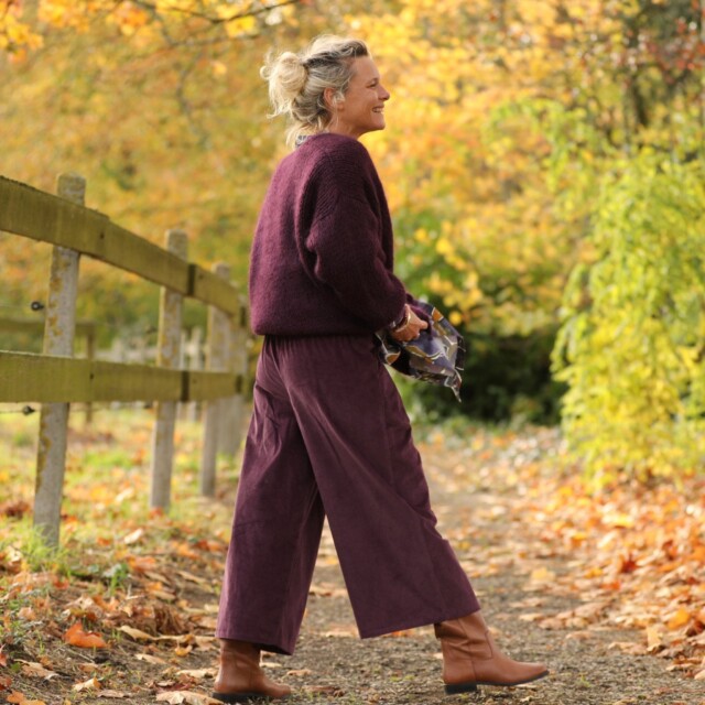 Quintessence - Jupe culotte Margot - velours côtelé prune