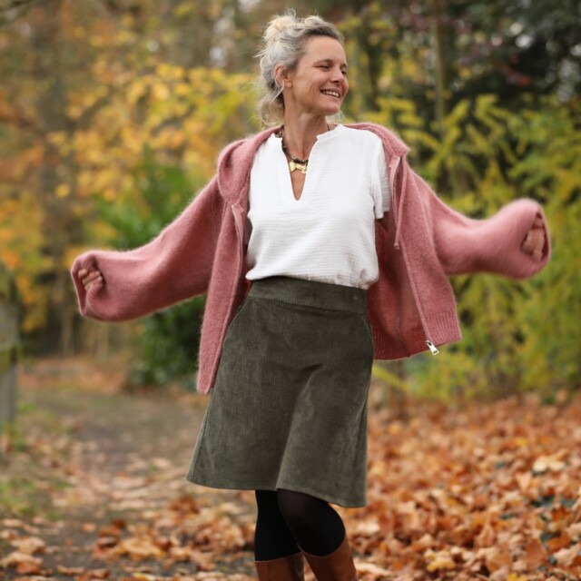 Quintessence - Jupe Maya - velours côtelé kaki