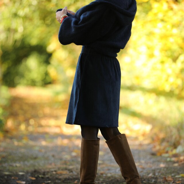 Quintessence - Jupe Maya - velours côtelé marine