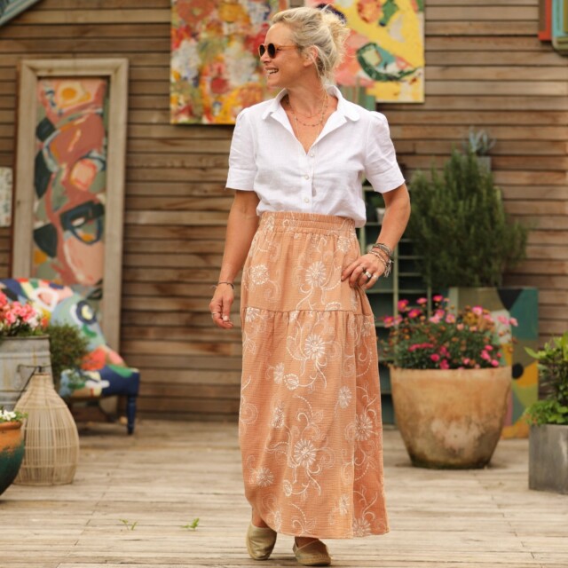 Quintessence - Jupe Sarah - double gaze de coton brodée camel