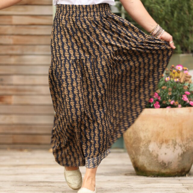 Quintessence - Jupe Sarah - viscose batik marine/camel
