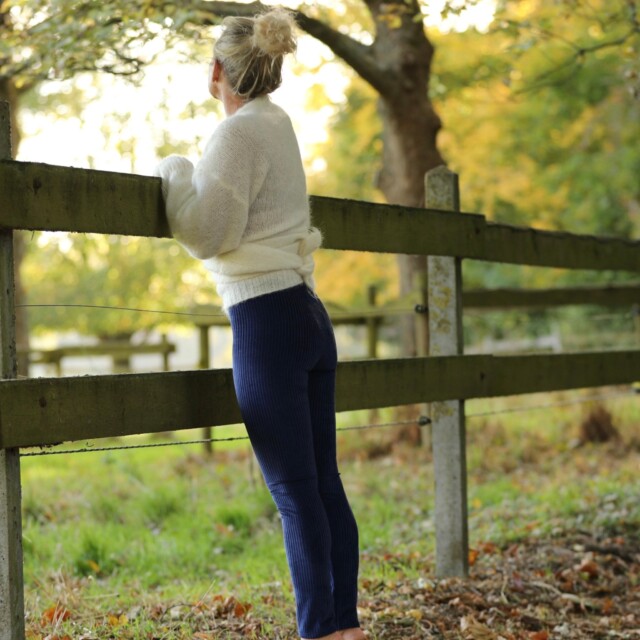 Quintessence - Legging Léni - velours côtelé bleu majorelle