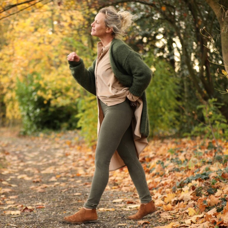 Quintessence - Legging Léni - velours côtelé kaki – L