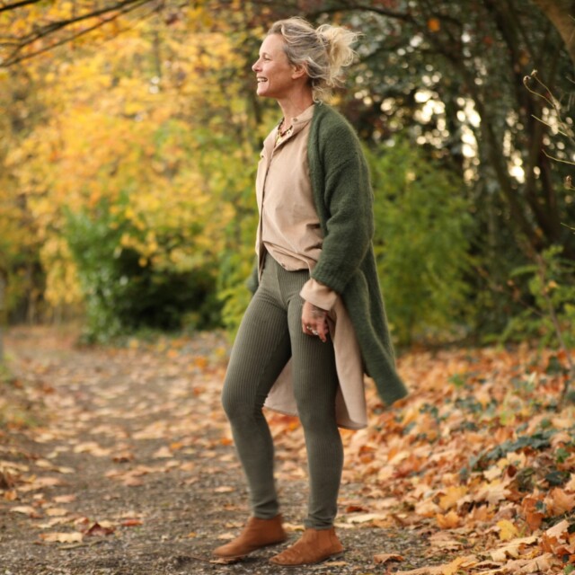 Quintessence - Legging Léni - velours côtelé kaki