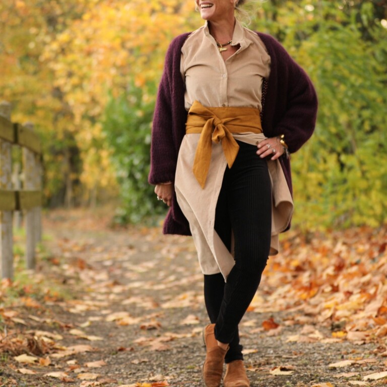 legging leni velours cotele noir 4515274 Quintessence - Legging Léni - velours côtelé noir