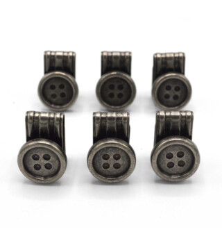 Lot de 6 boutons clip amovibles pour bretelles par la marque THE FRENCH GAME THE FRENCH GAME - Lot de 6 boutons clip amovibles pour bretelles