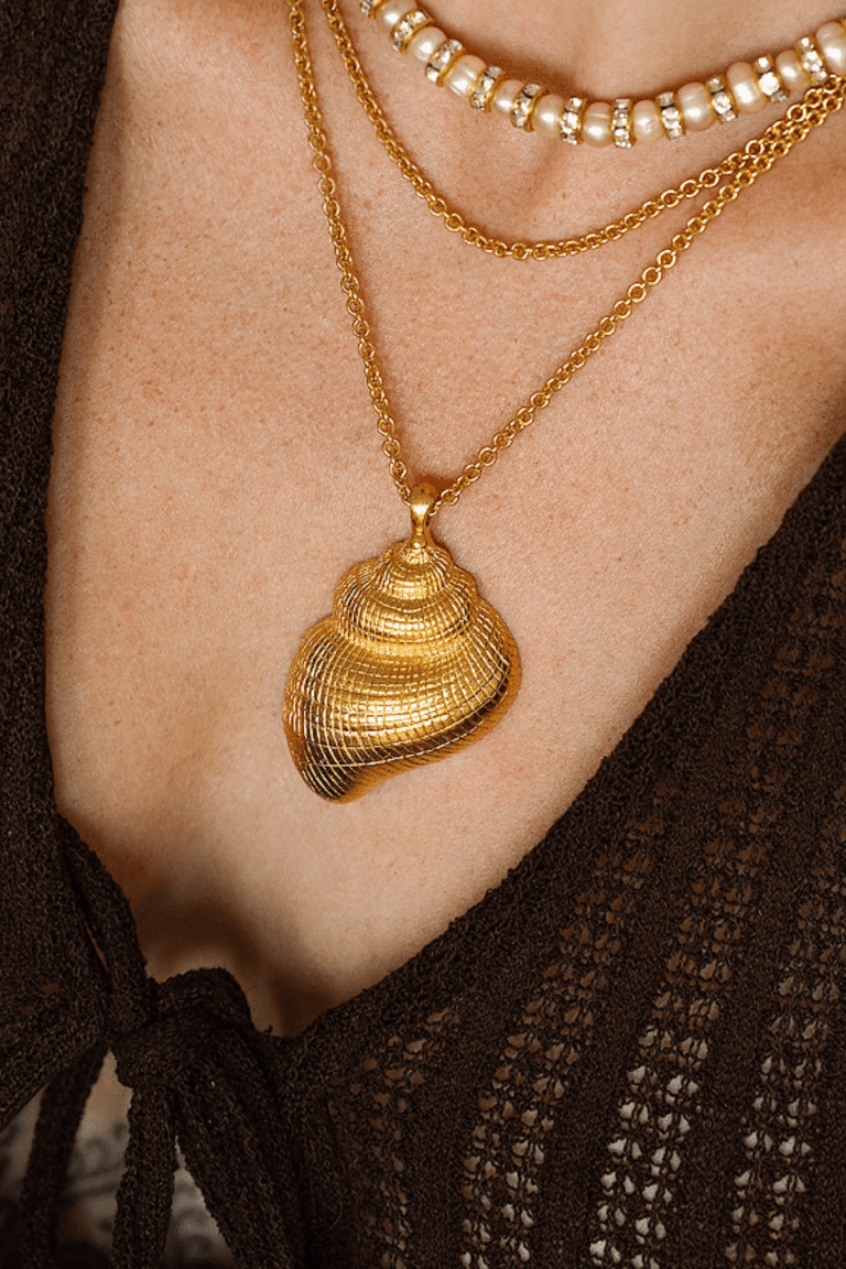 NEIJE - Sautoir Aphrodite et Coquillage Vintage