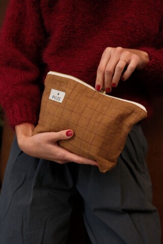 POZÉ - Pochette en lin – Carreau ocre