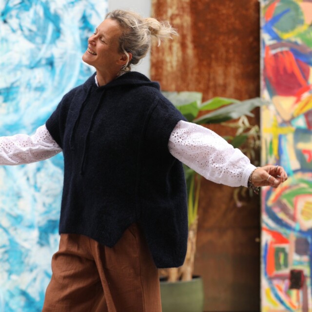 Quintessence - Pull capuche Calypso - Bleu marine