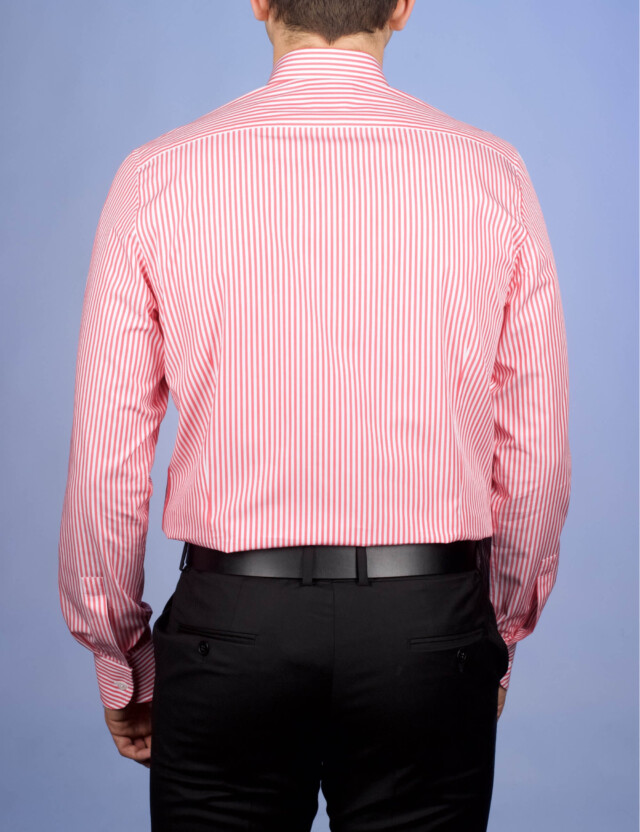 La Chemise Française - Chemise Rayure Bâton Rouge 3mm - Petit Col Français - Coupe Ajustée