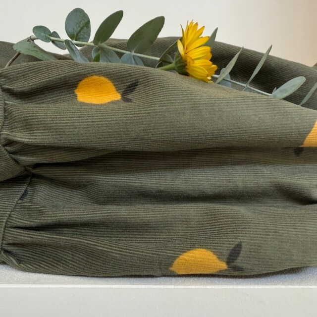 Quintessence - Robe Anaëlle - Velours kaki Citronné