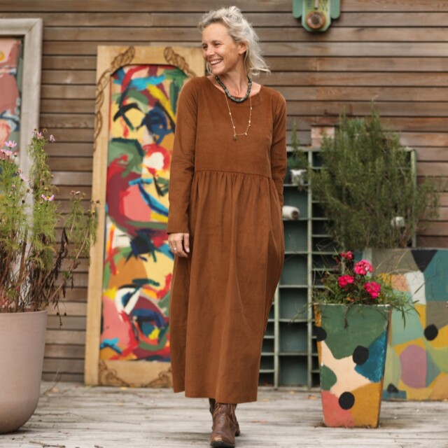 Quintessence - Robe Anaëlle - Velours milleraies Camel