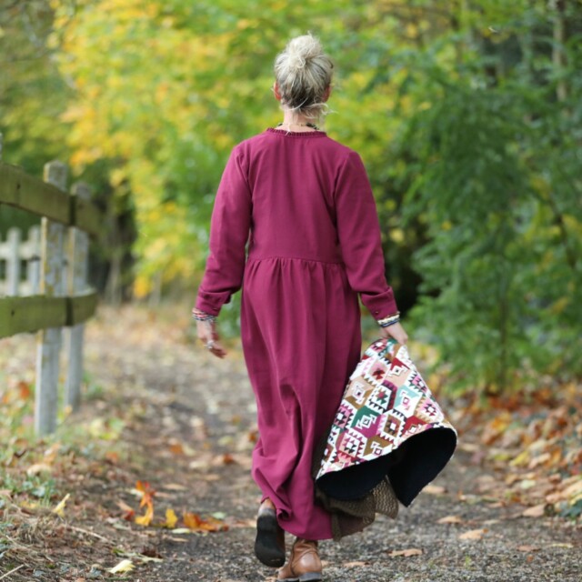 Quintessence - Robe Aurélia - Sergé de viscose Cerise noire