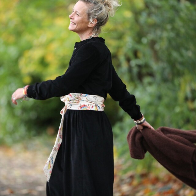 Quintessence - Robe Aurélia - velours côtelé noir