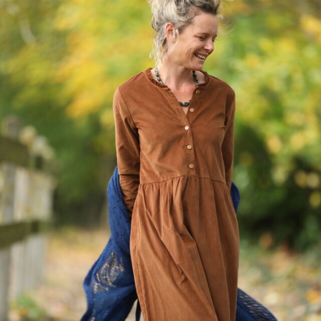 Quintessence - Robe Aurélia - velours milleraies écureuil