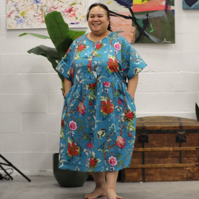 Quintessence - Robe Capucine - imprimé "Onde colorée"