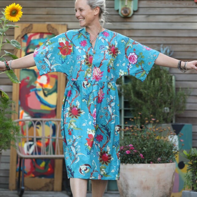 Quintessence - Robe Capucine - imprimé "Onde colorée"