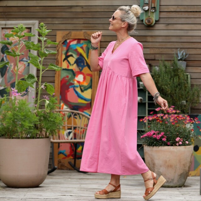 Quintessence - Robe Edonie - bel armuré de coton rose fluo