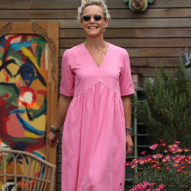 Quintessence - Robe Edonie - bel armuré de coton rose fluo