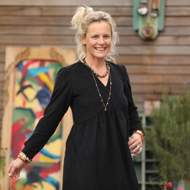 Quintessence - Robe Edonie manches longues - Velours milleraies noir