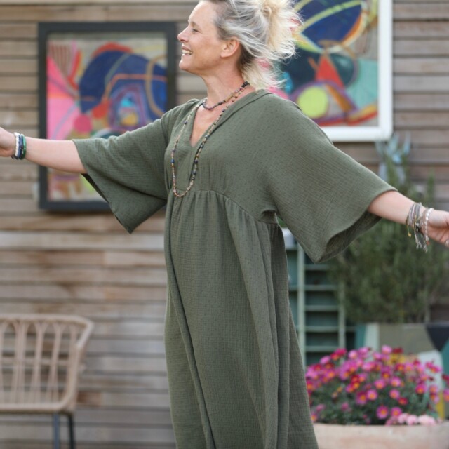 Quintessence - Robe Kalaya - double gaze de coton plumetis vert kaki