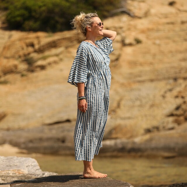 Quintessence - Robe Kalaya - seersucker de coton rayé bleu