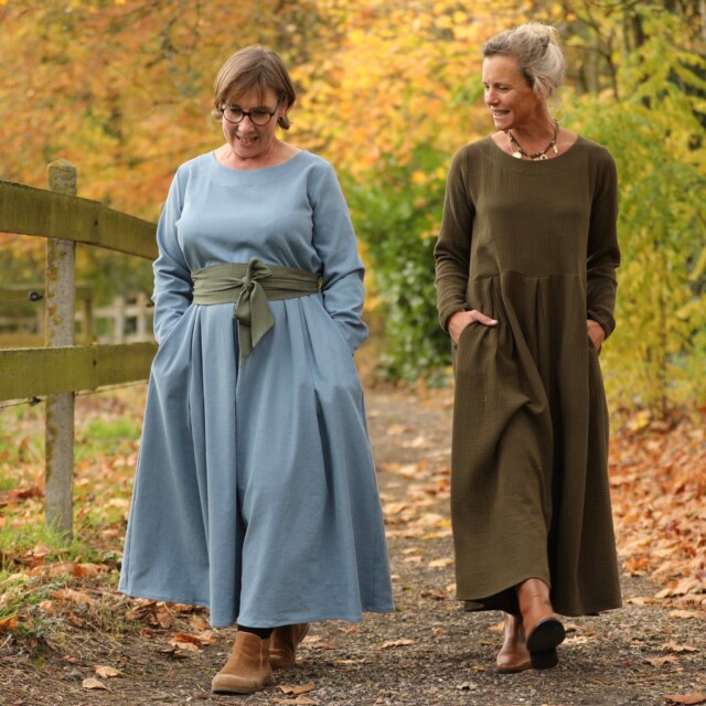 Quintessence - Robe Louisa - double gaze de coton kaki