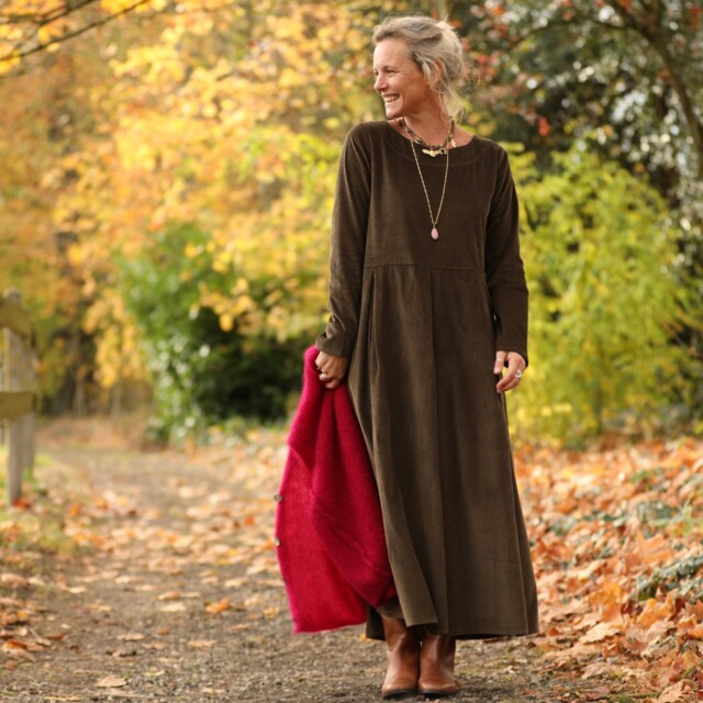 Quintessence - Robe Louisa - velours côtelé moka